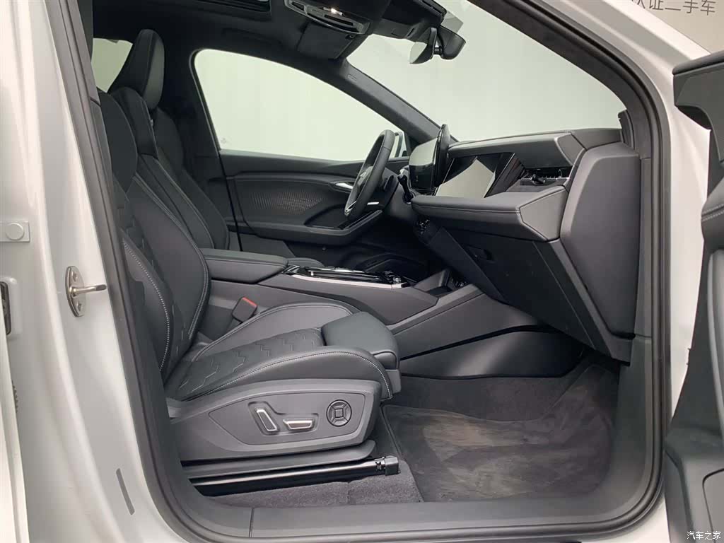 Audi e-tron, 2026 15
