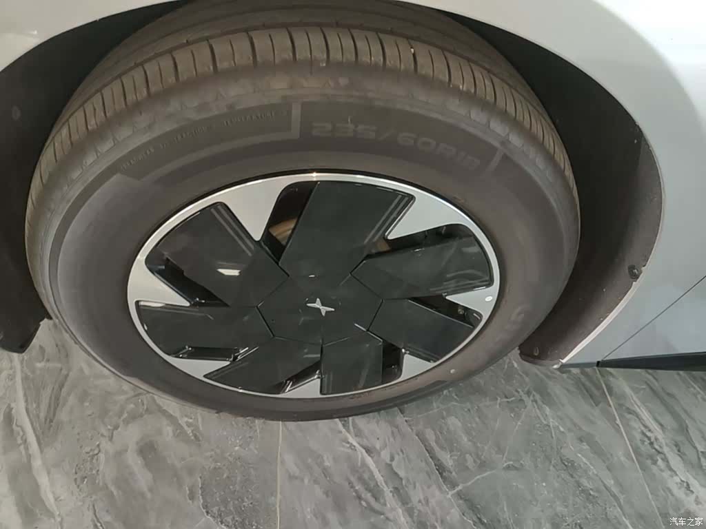 Xpeng P7, 2025 23