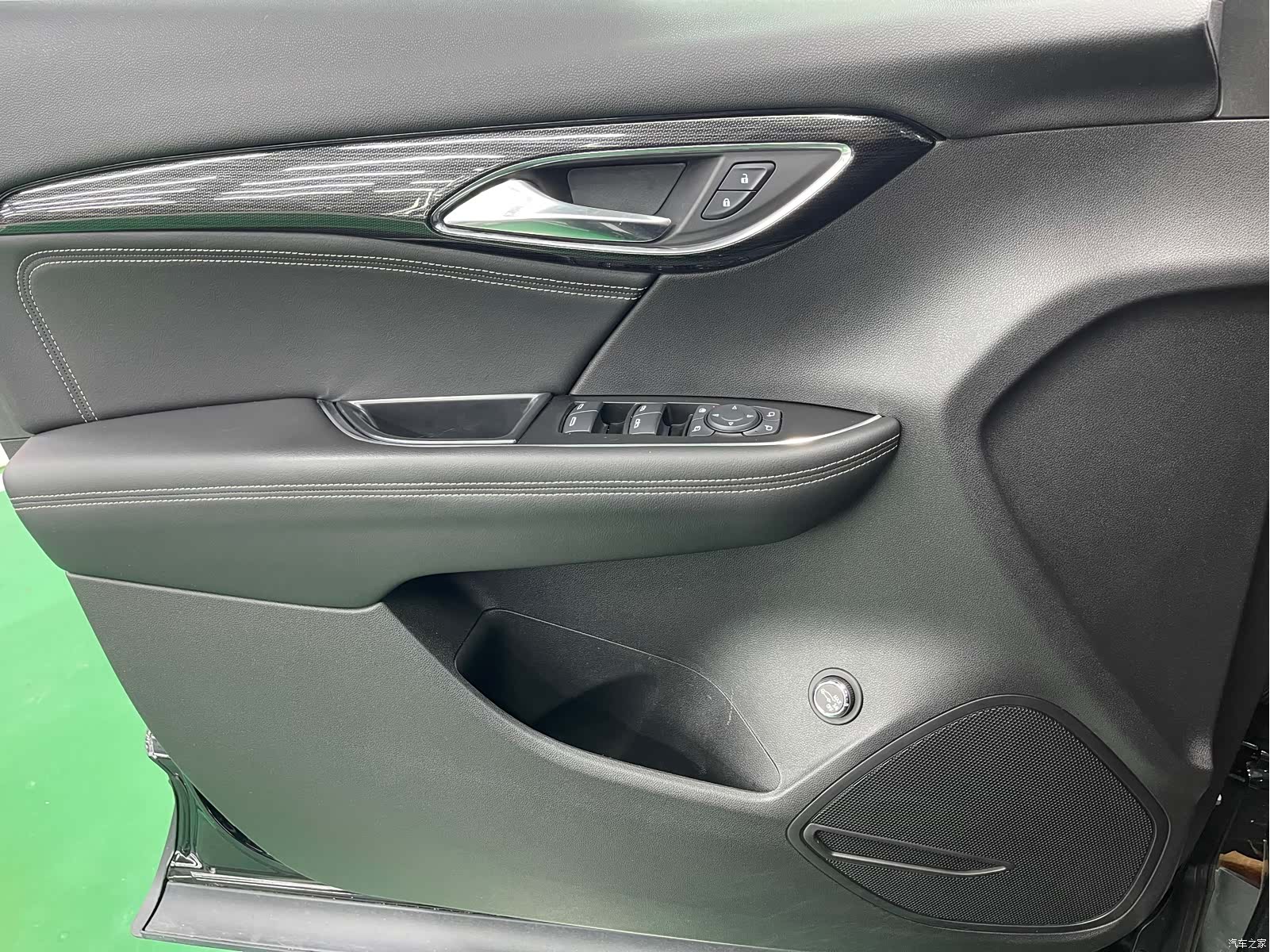 Buick Envision, 2023 19