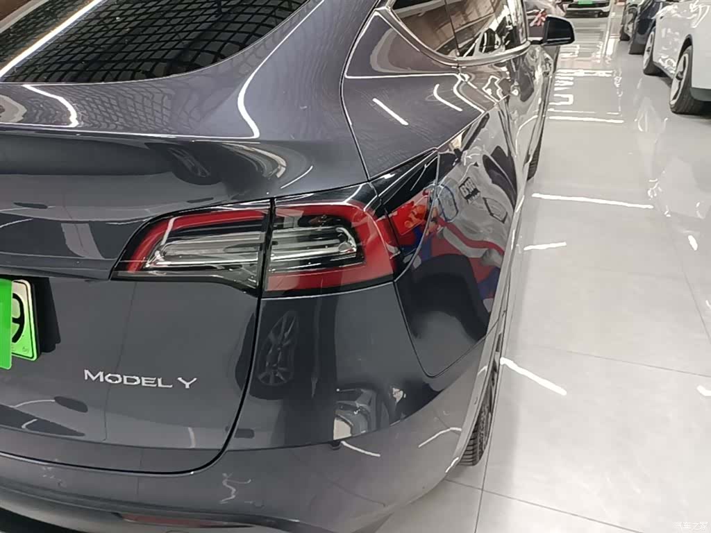 Tesla Model Y, 2021 8
