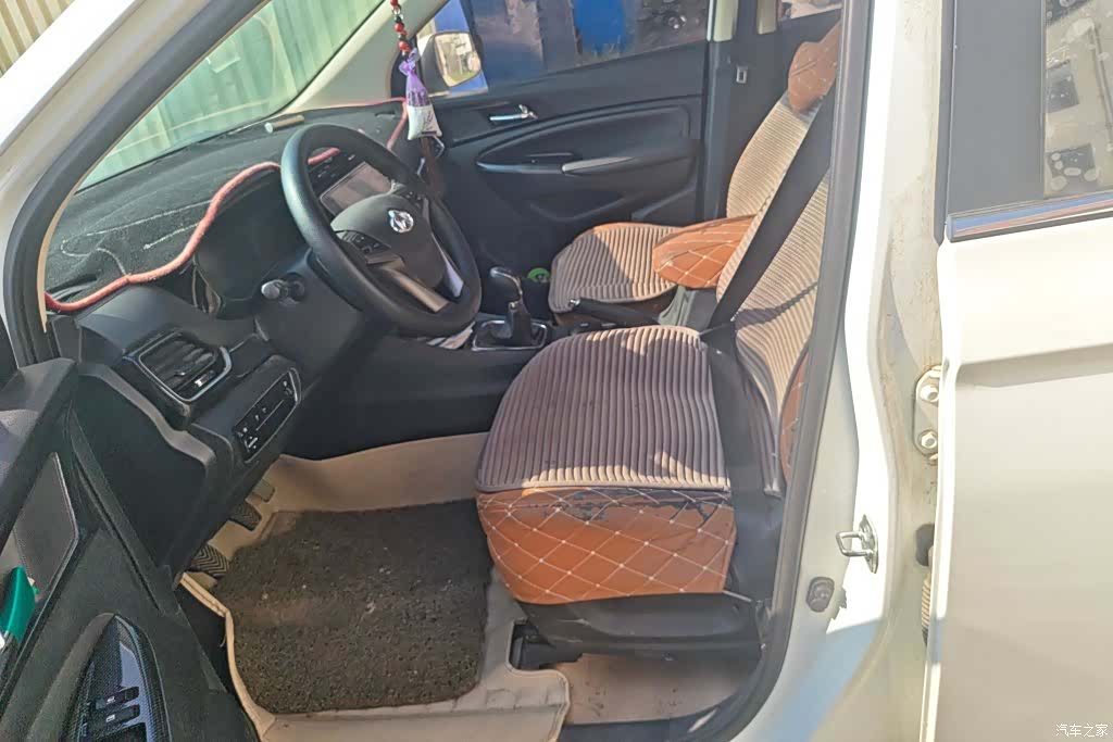 Changan A800, 2017 9