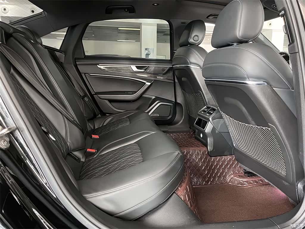 Audi A6L, 2021 7