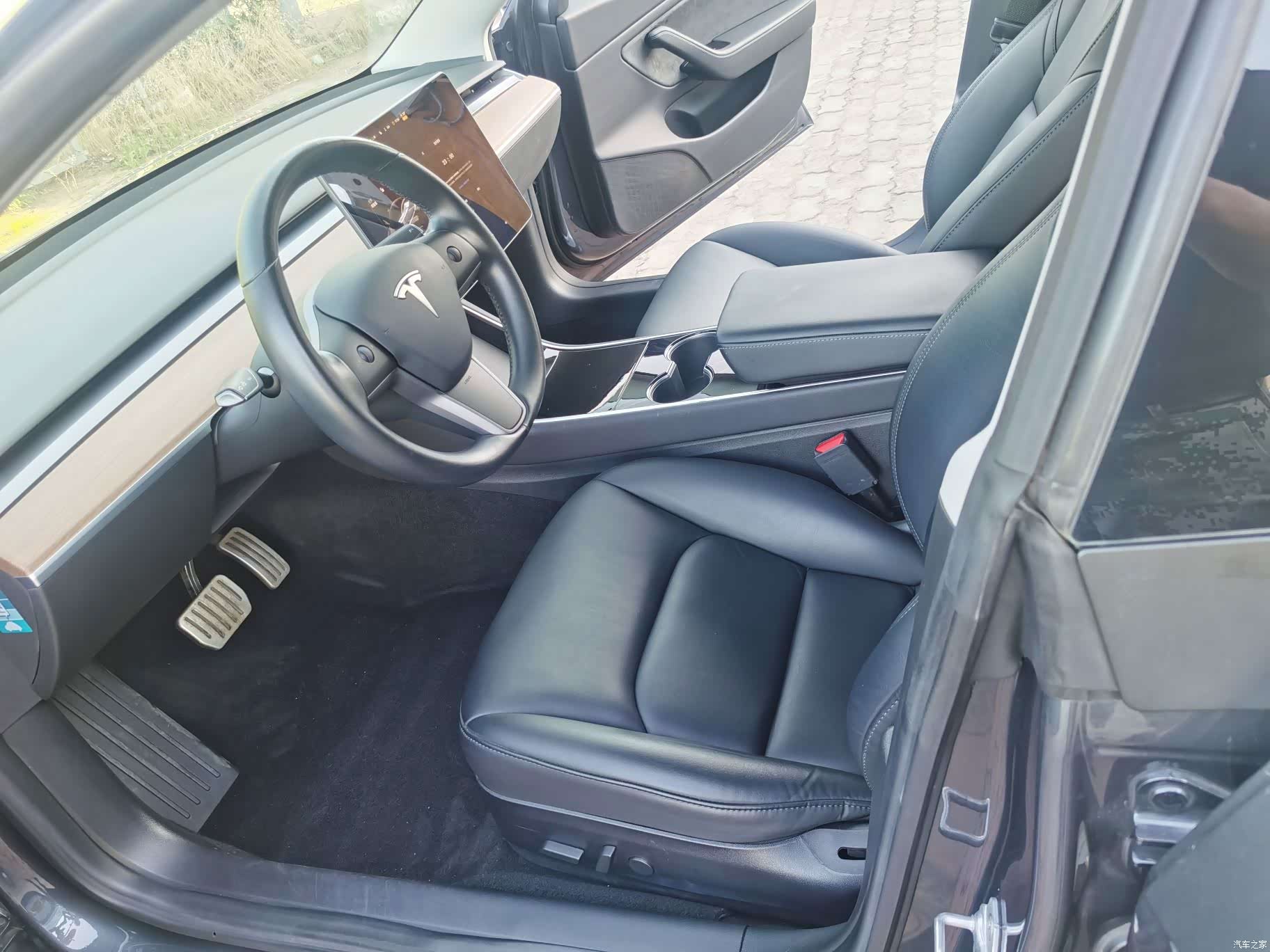Tesla Model 3, 2019 10
