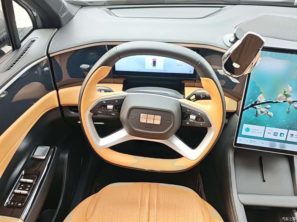 Geely Galaxy L7, 2024 11