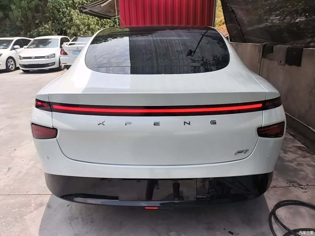 Xpeng P7, 2022 6