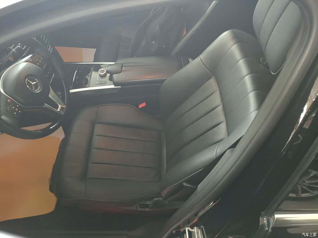 Mercedes-Benz E-Class, 2015 11