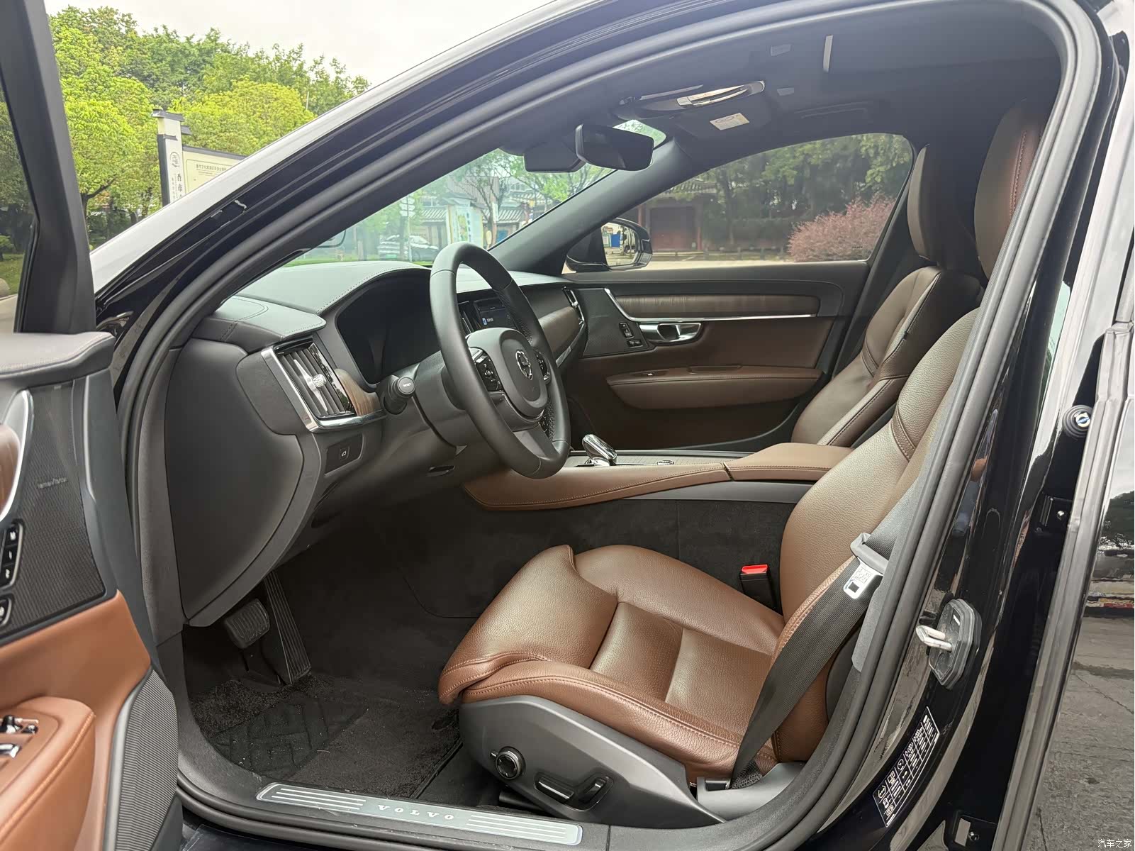 Volvo S90, 2022 4