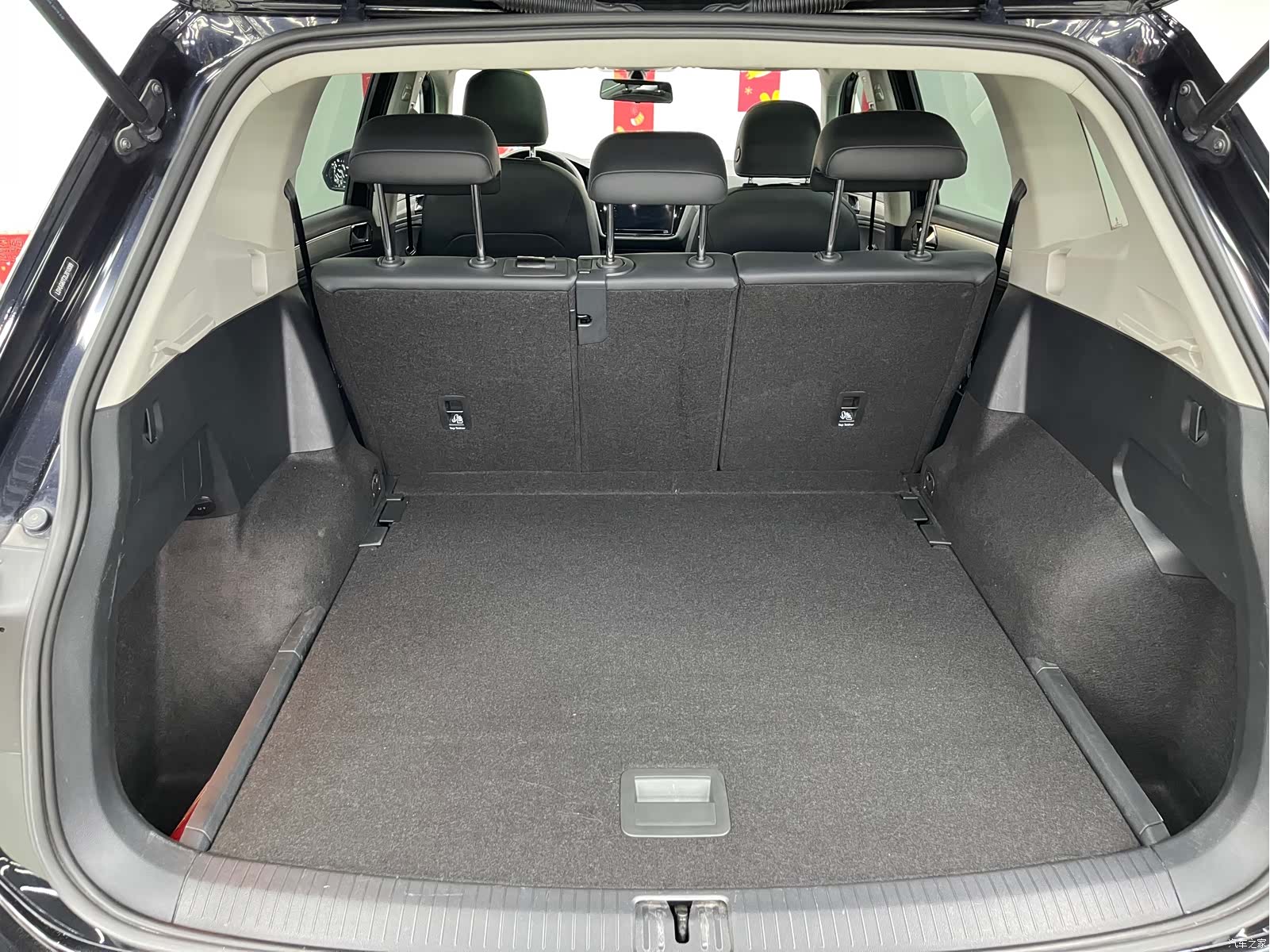 Volkswagen Tiguan L, 2020 24