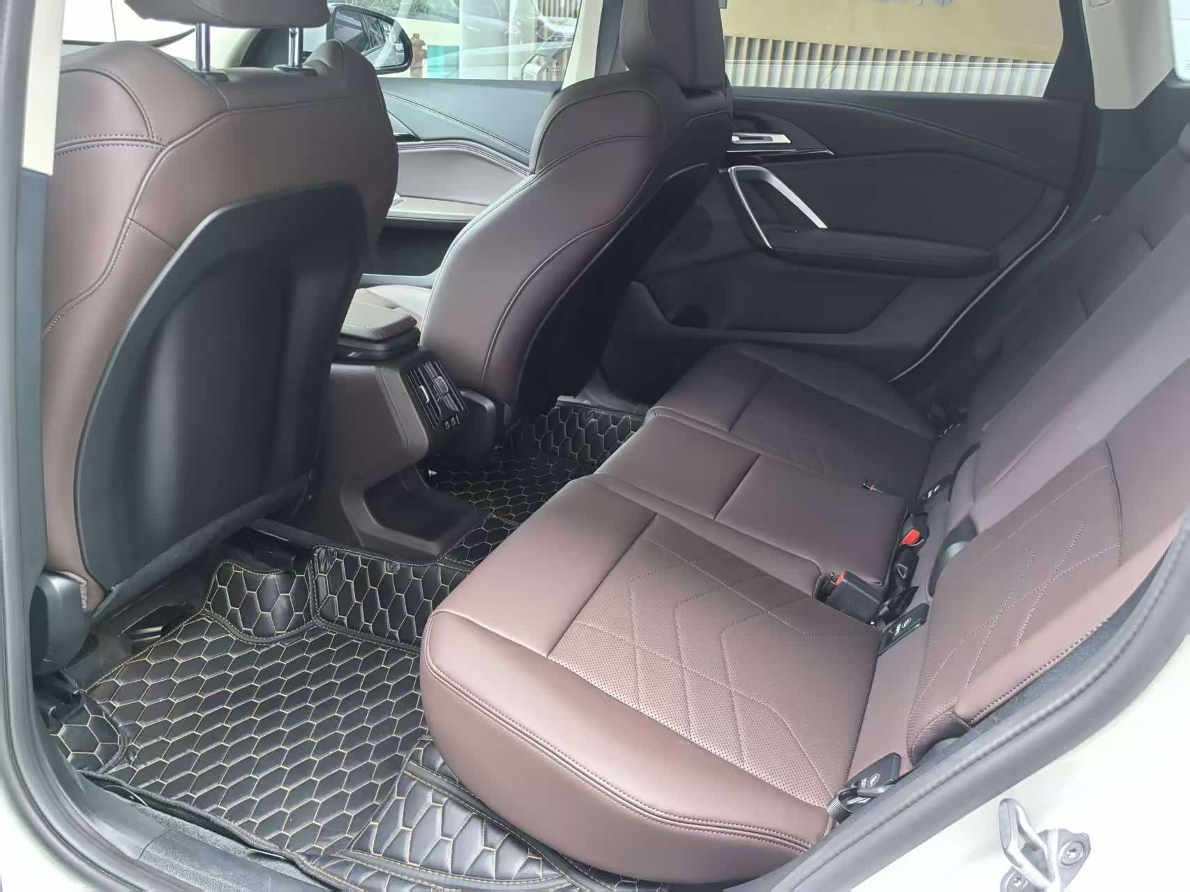 BMW X1, 2025 8