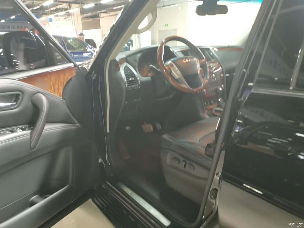 Infiniti QX80, 2017 15