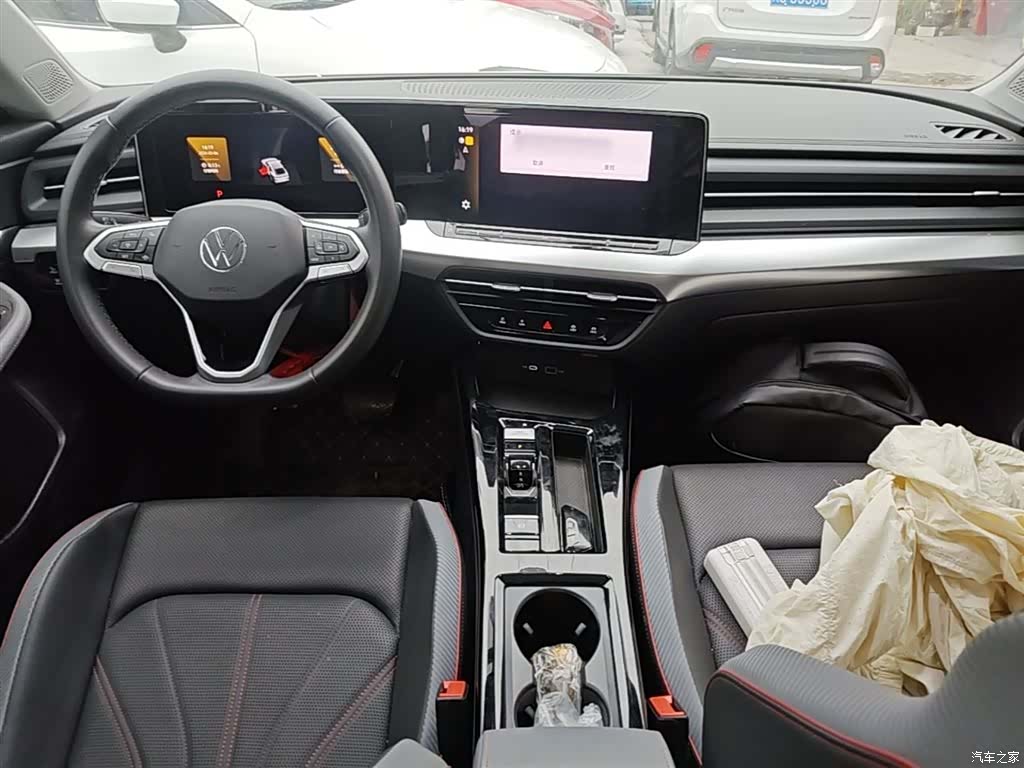 Volkswagen Lamando, 2024 10