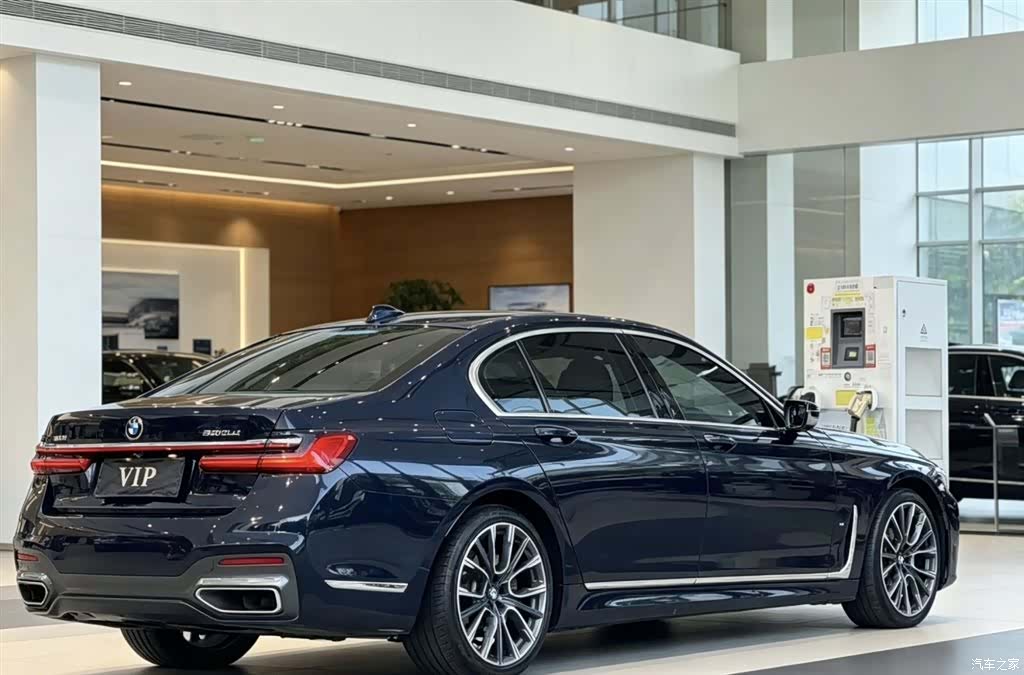 BMW 7 Series, 2021 6