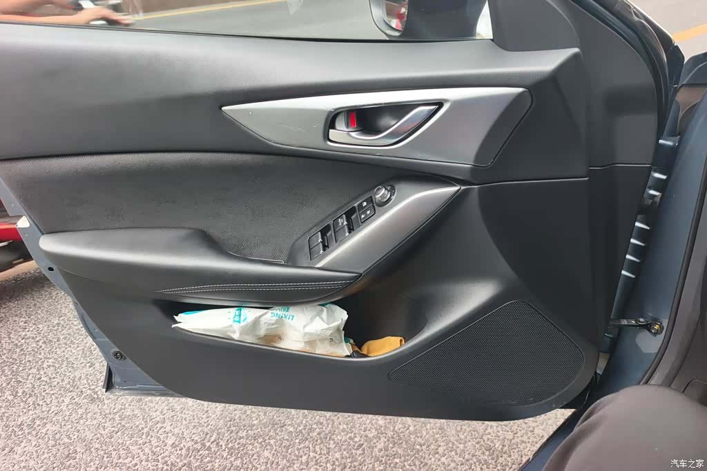 Mazda CX-4, 2018 7
