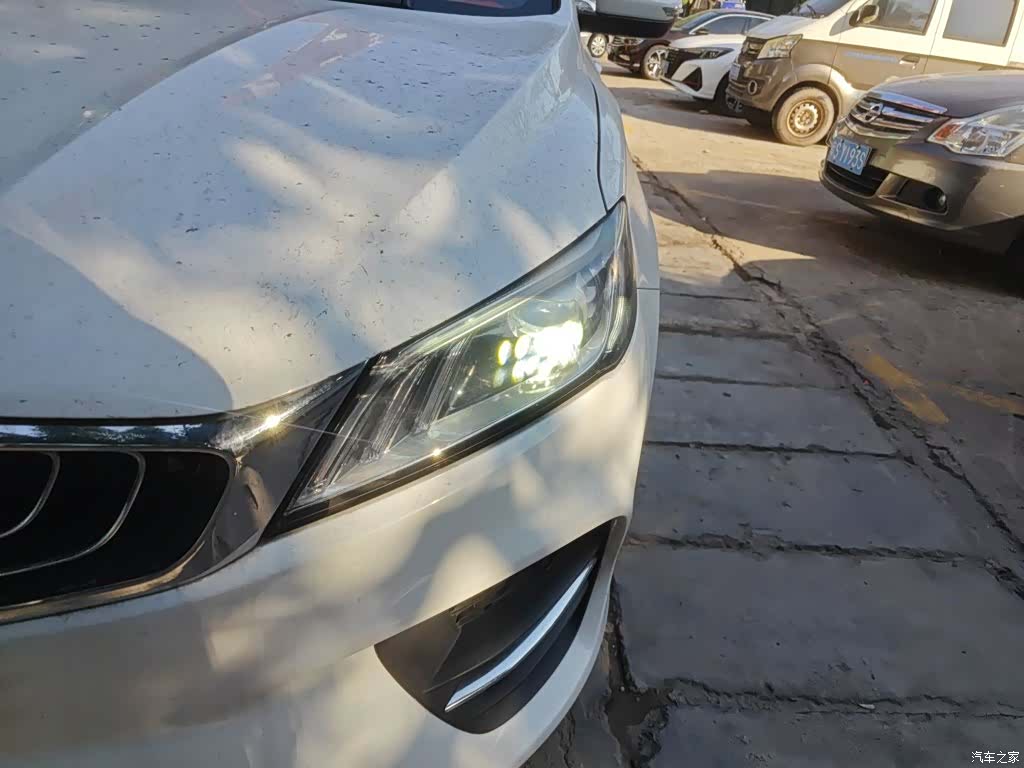 Geely Binray, 2020 18