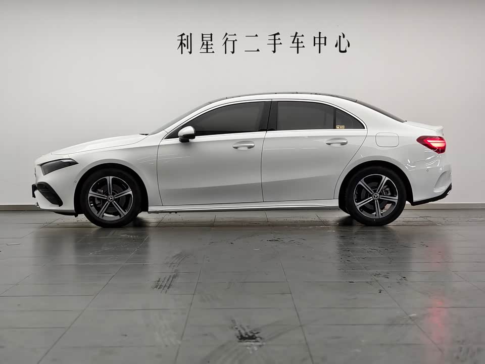 Mercedes-Benz Class A Mercedes-Benz Class A