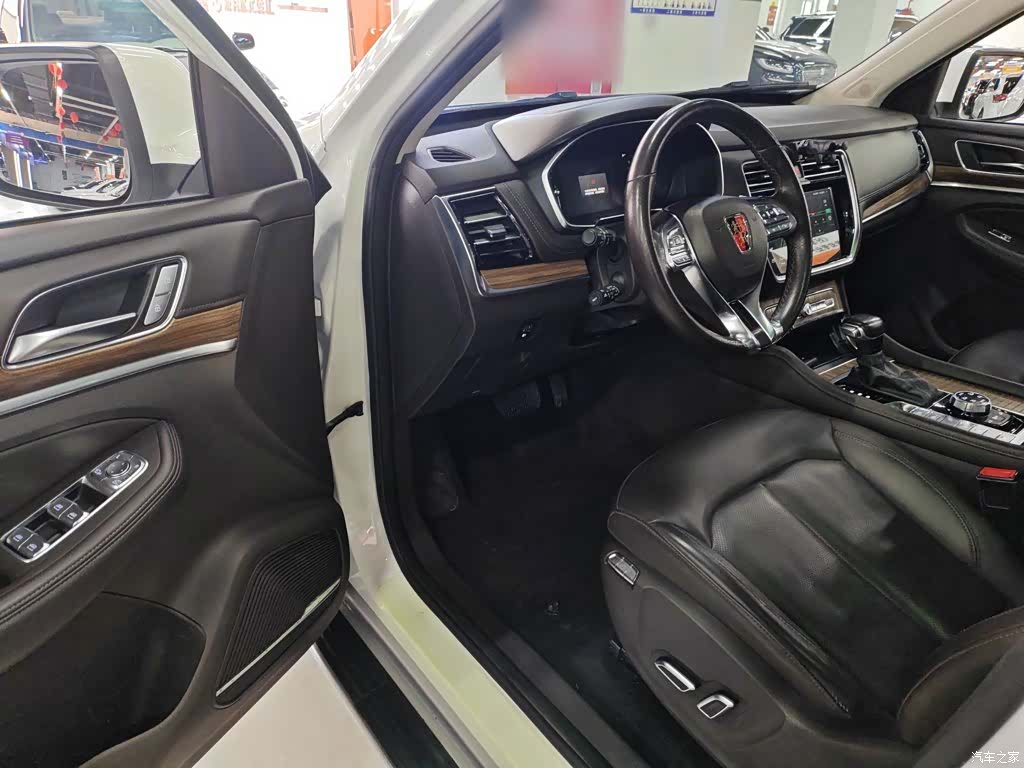 Roewe RX8, 2018 17