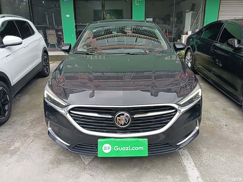 Buick LaCrosse, 2022 3