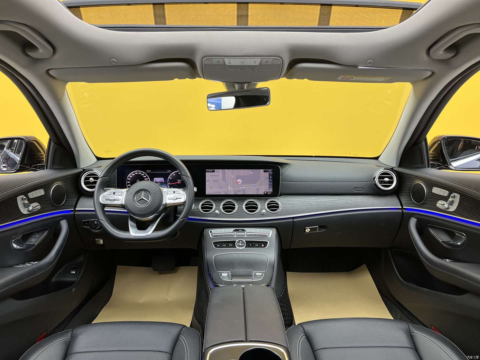 Mercedes-Benz E-Class, 2019 12