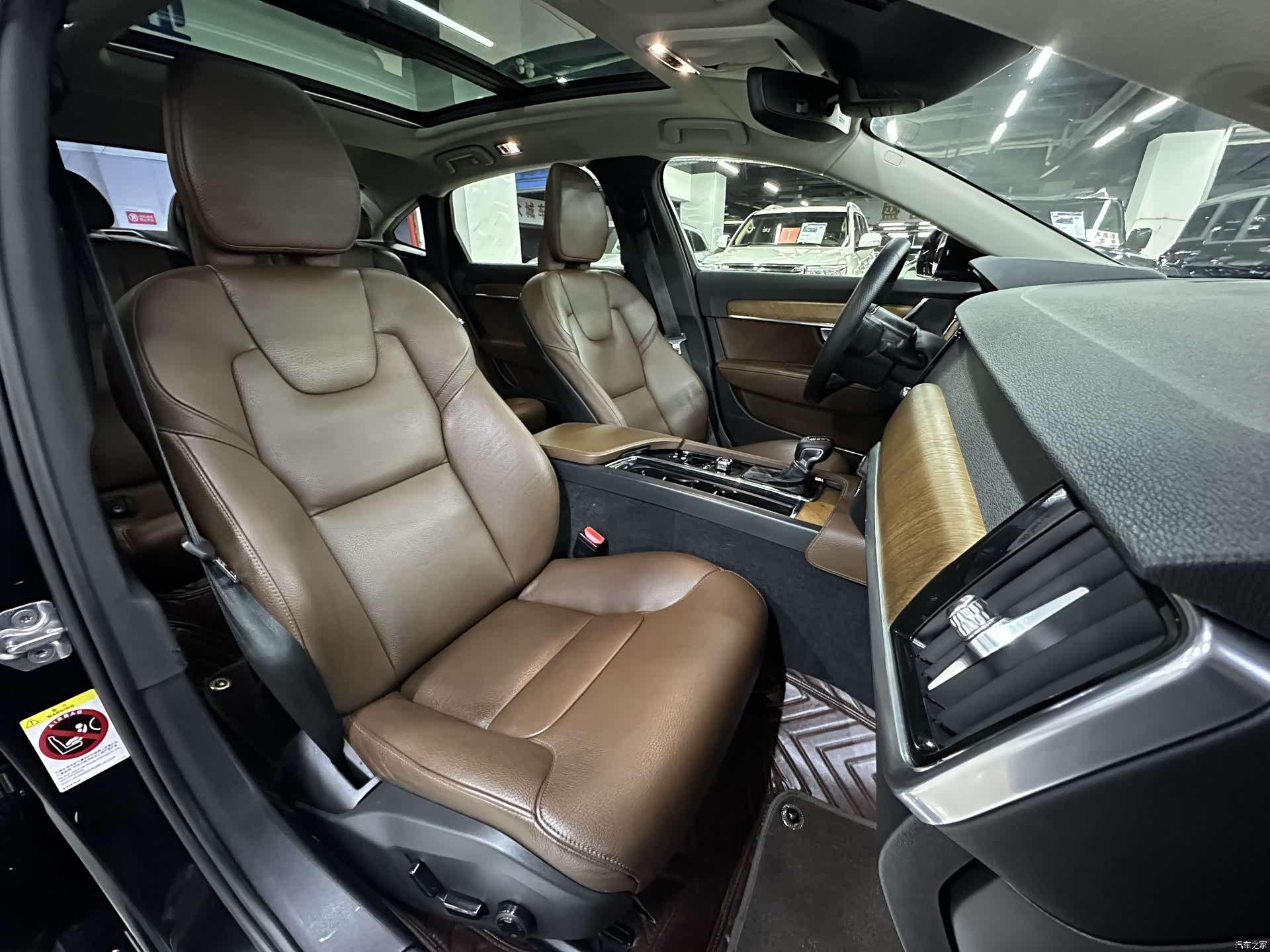 Volvo S90, 2019 11