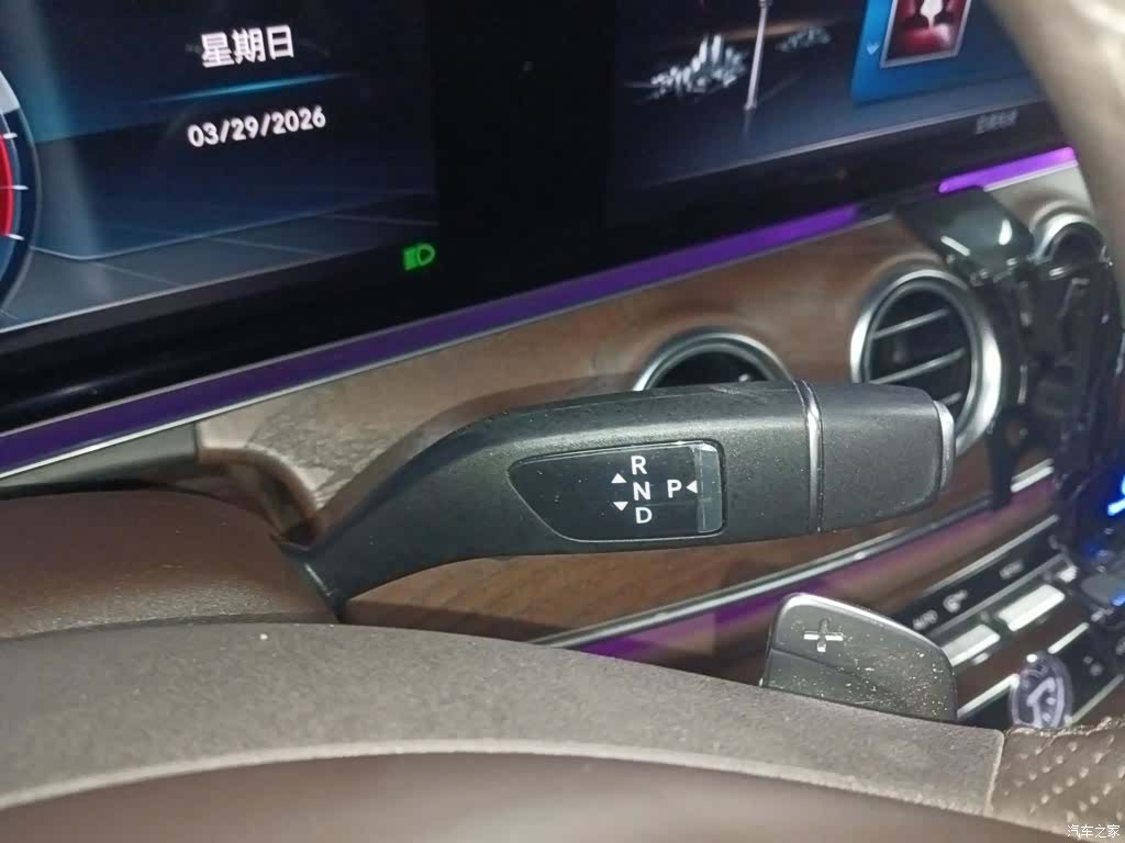 Mercedes-Benz E-Class, 2018 14