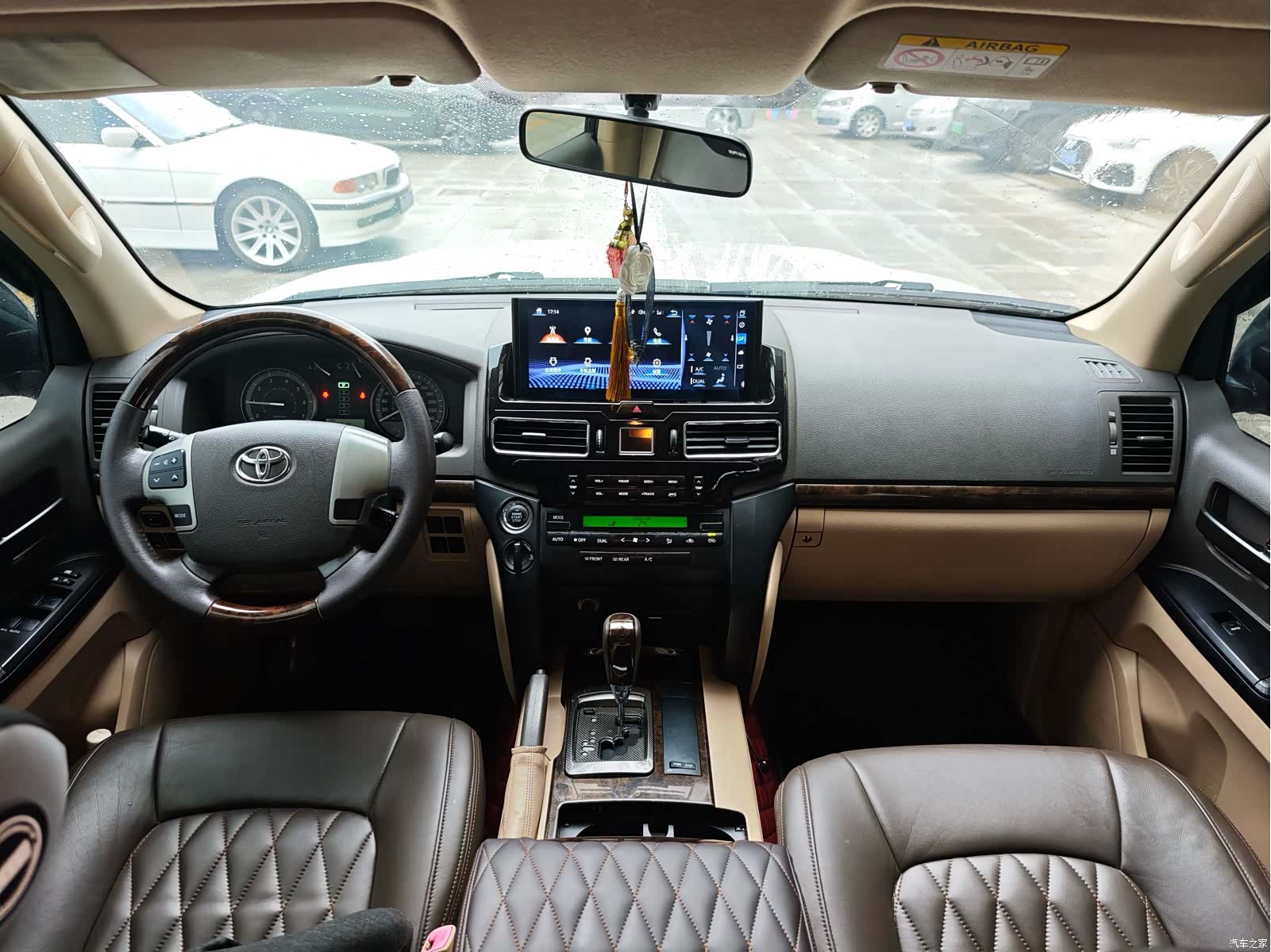 Toyota Land Cruiser, 2015 все фото