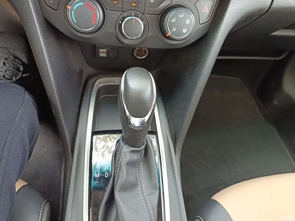 Chevrolet 320, 2020 14