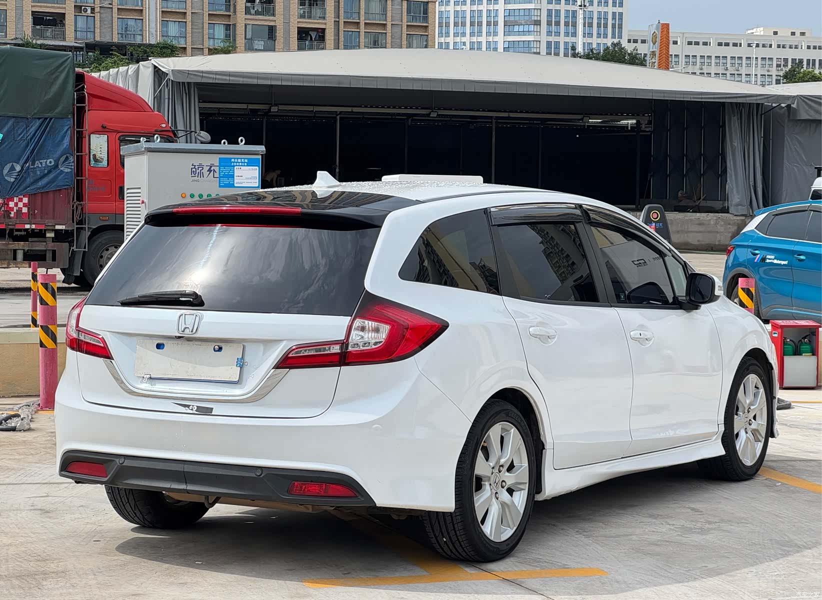 Honda Jade, 2016 11