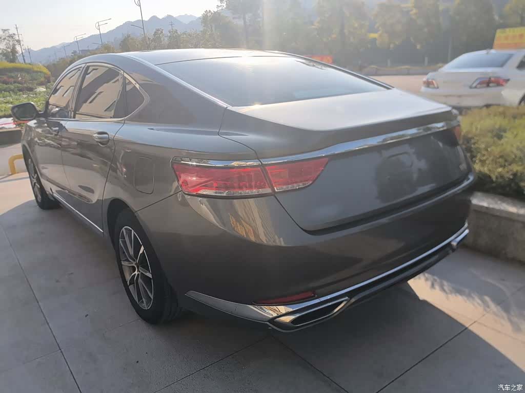 Geely +, 2020 все фото