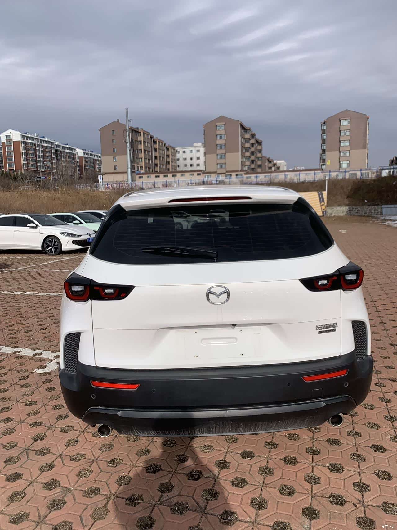 Mazda CX-50, 2023 все фото