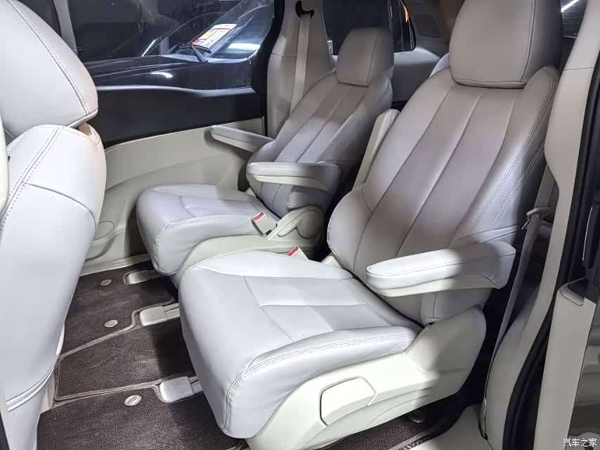 Buick GL8, 2025 все фото