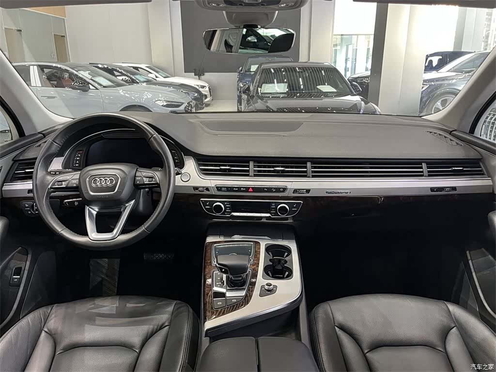 Audi Q7, 2018 6