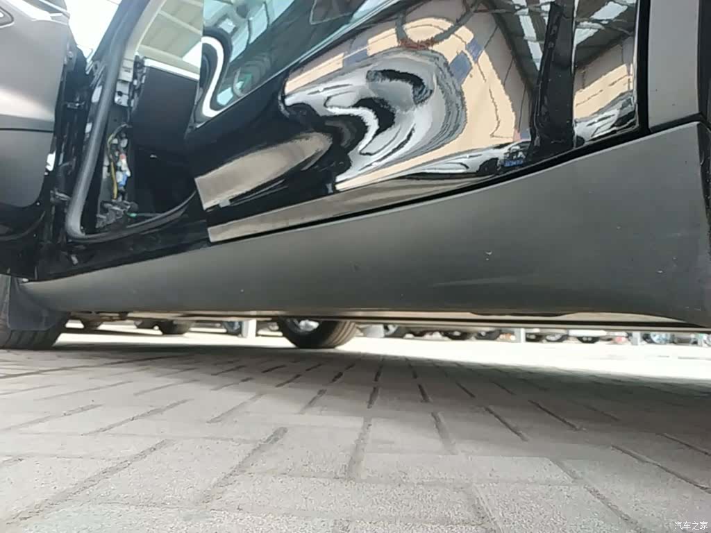 Tesla Model Y, 2022 22