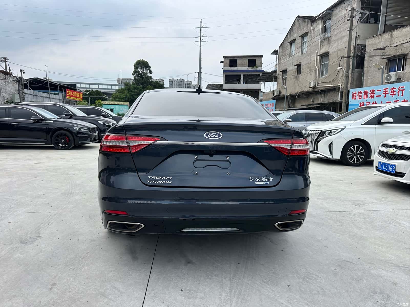 Ford Taurus, 2021 4