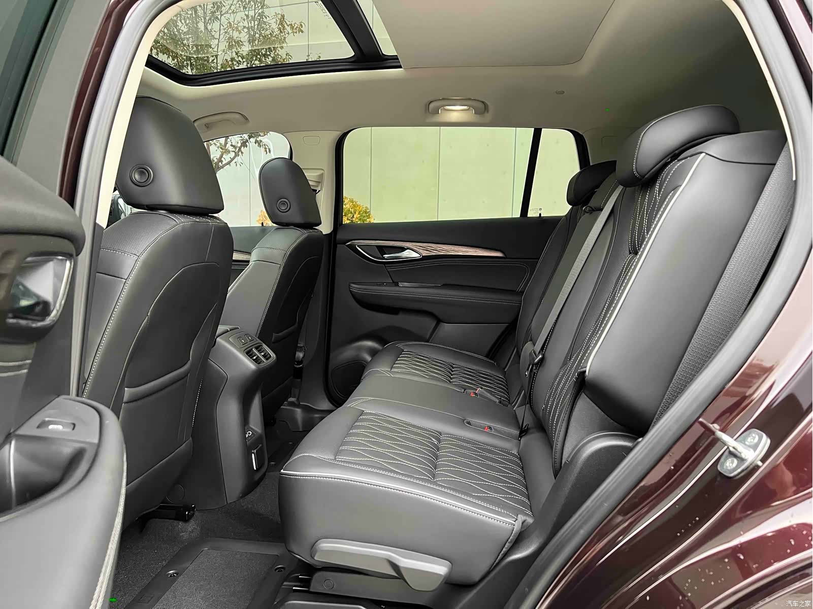 Buick Envision Plus, 2022 7