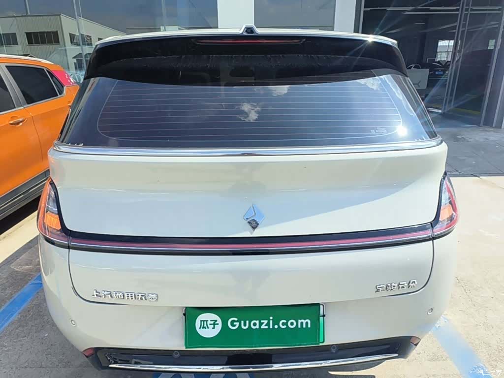 Wuling 460, 2023 6