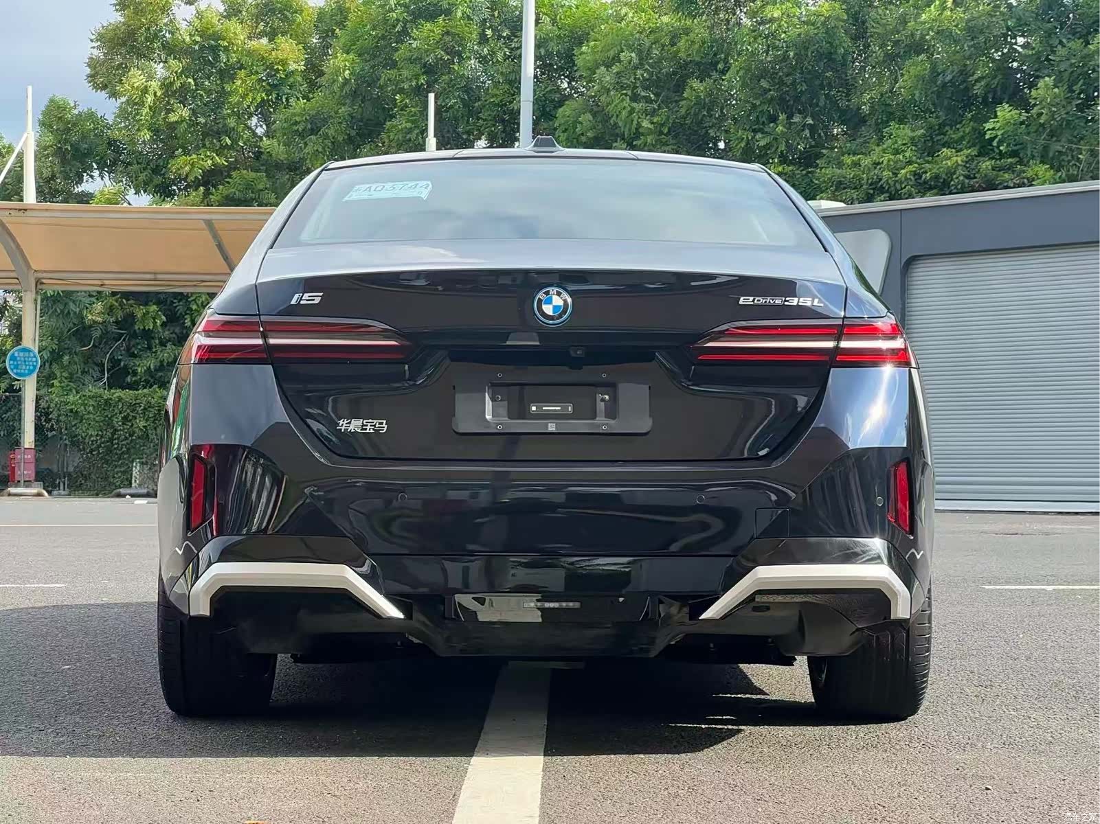 BMW i5, 2025 8