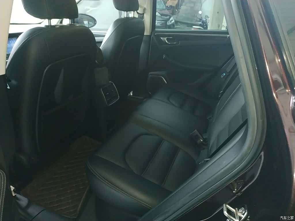 Zotye SR9, 2019 13