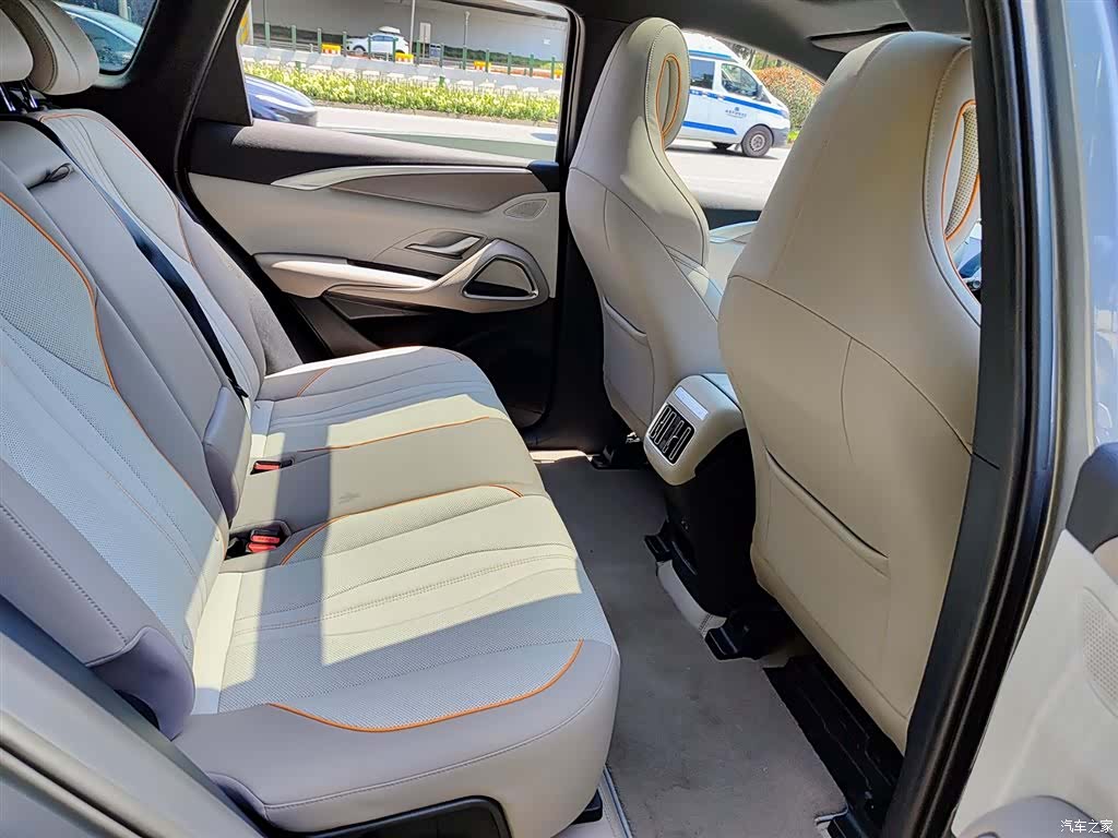 BYD Song, 2024 11