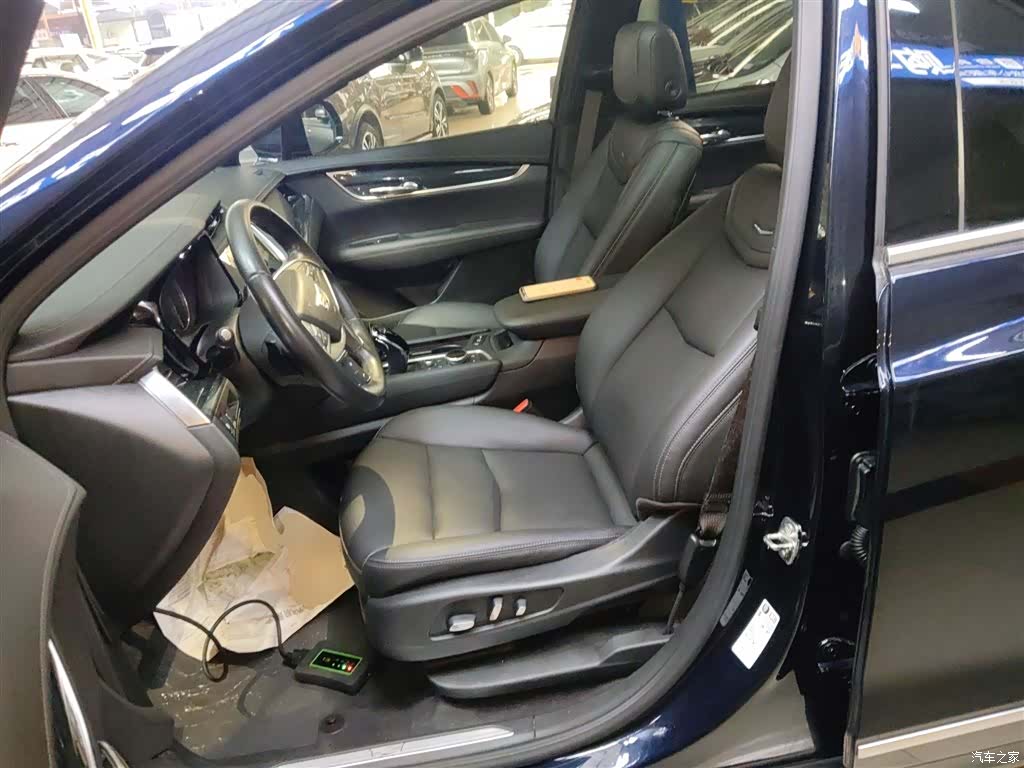 Cadillac XT5, 2022 15
