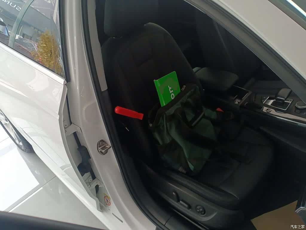 Audi A4L, 2019 20