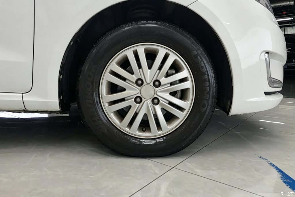 Kia K2, 2014 6