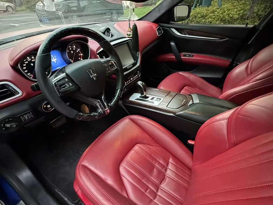 Maserati Ghibli Maserati Ghibli