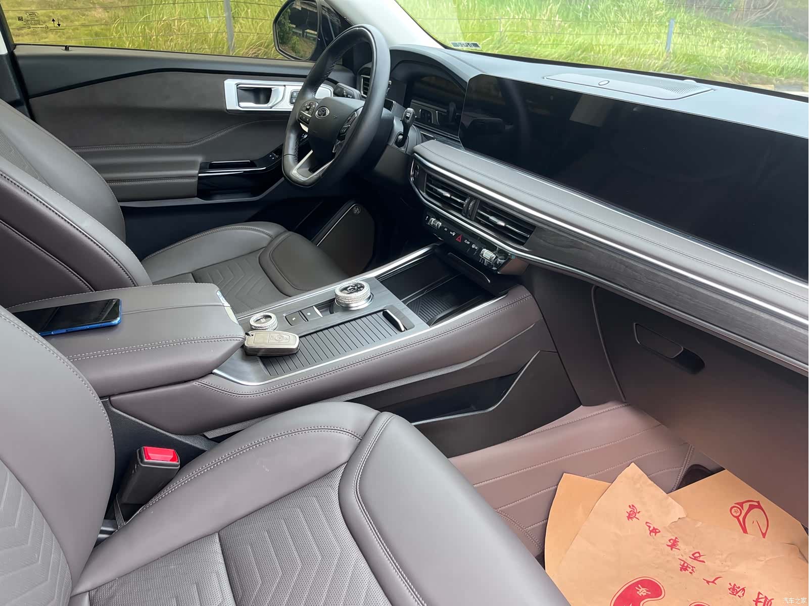 Ford Explorer, 2025 11
