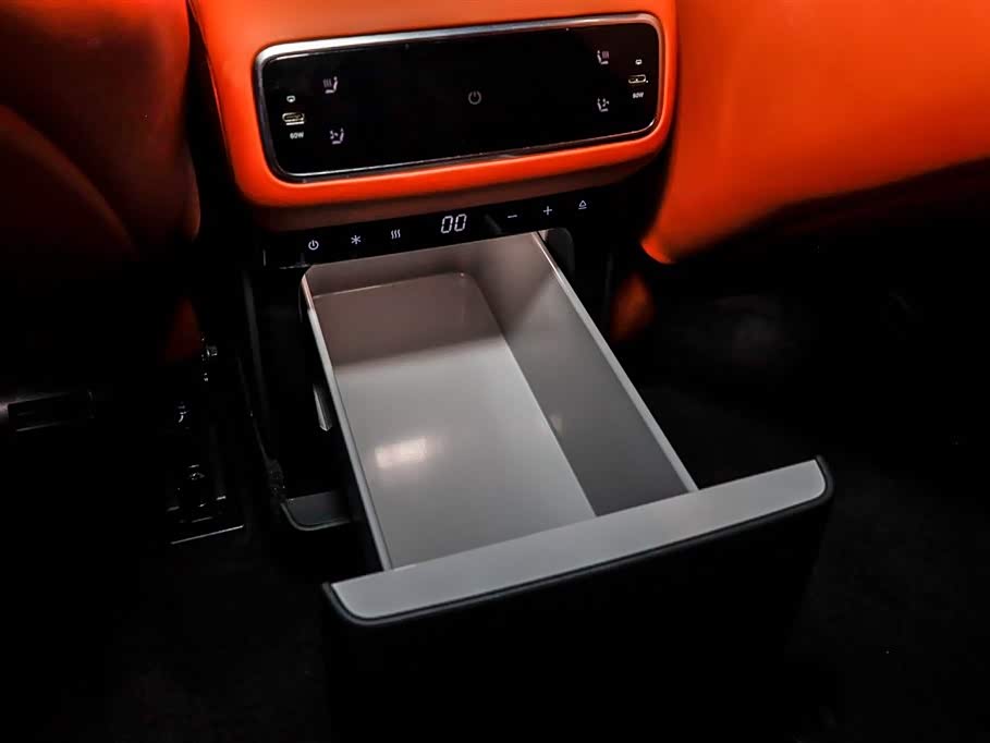Li Auto Ideal L8