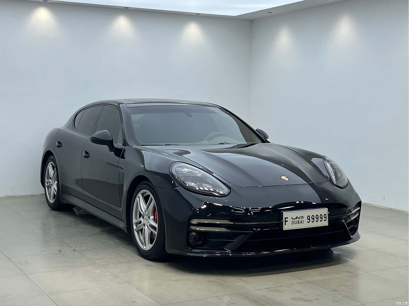 Porsche Panamera, 2011 3