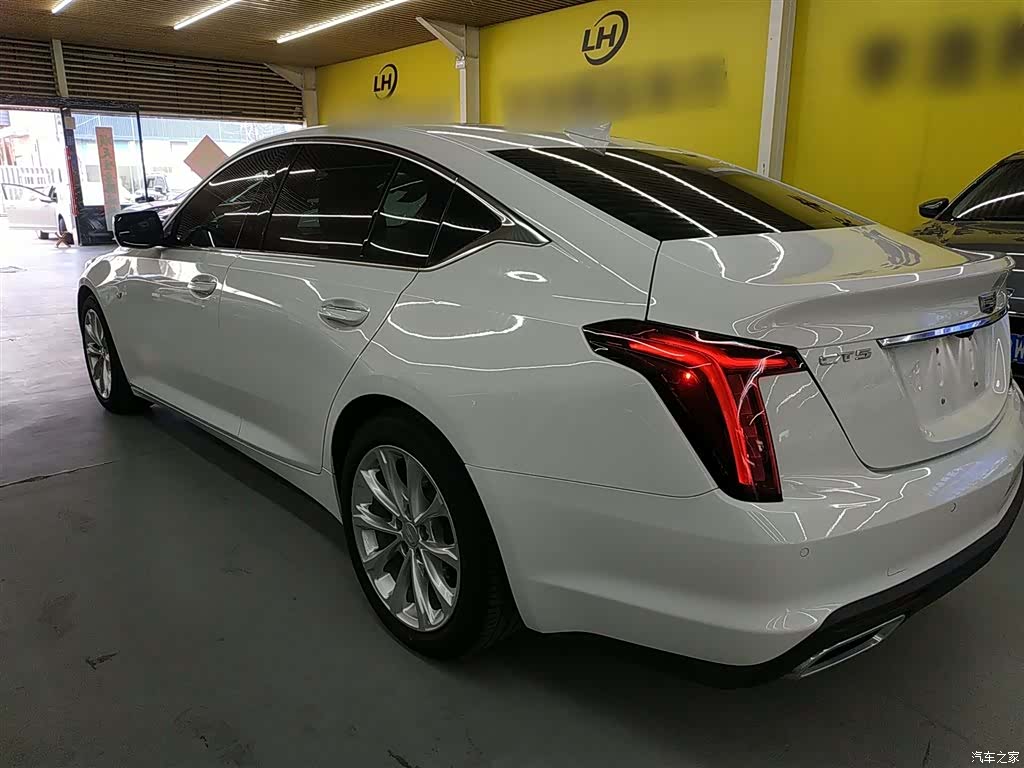 Cadillac CT5, 2021 все фото