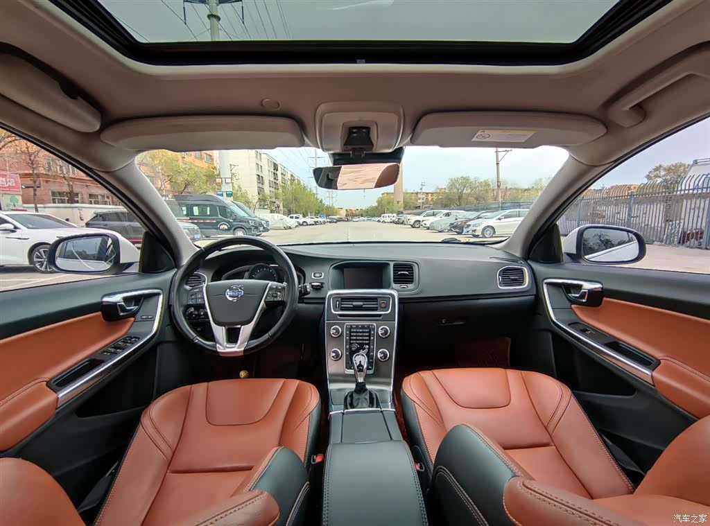 Volvo V60, 2015 9