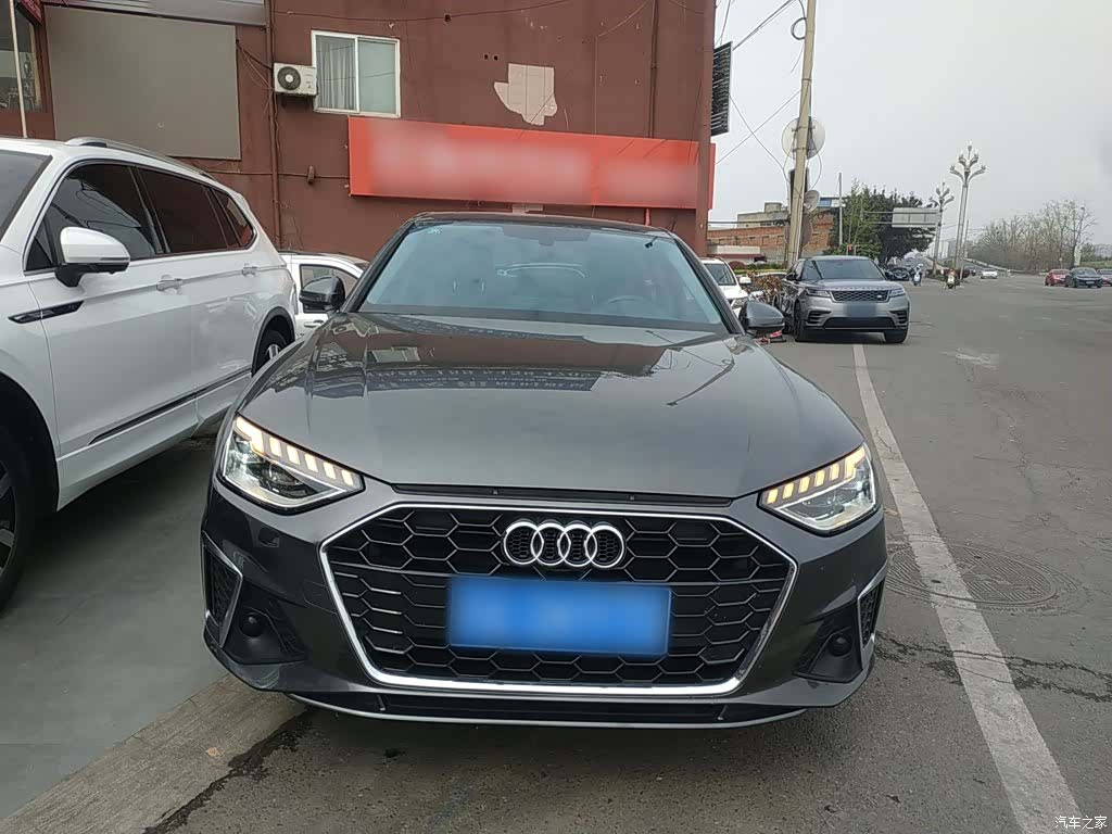 Audi A4L, 2022 3