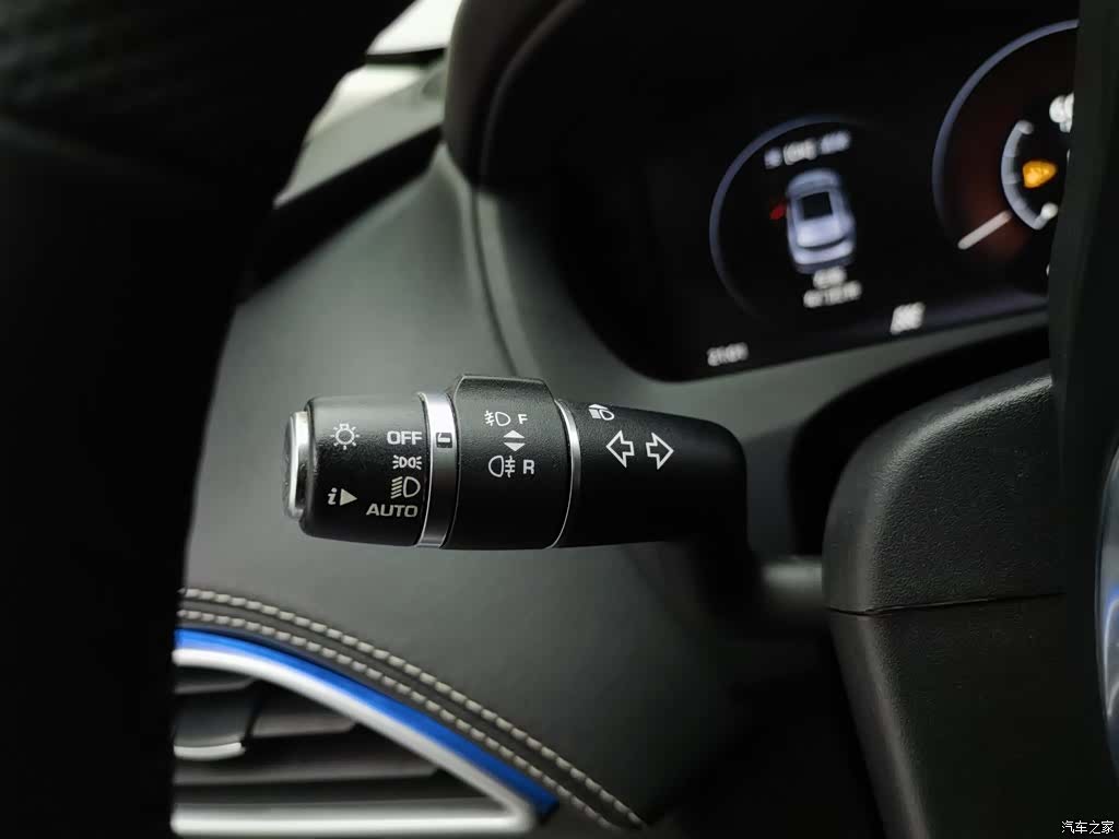 Jaguar F-PACE, 2017 21