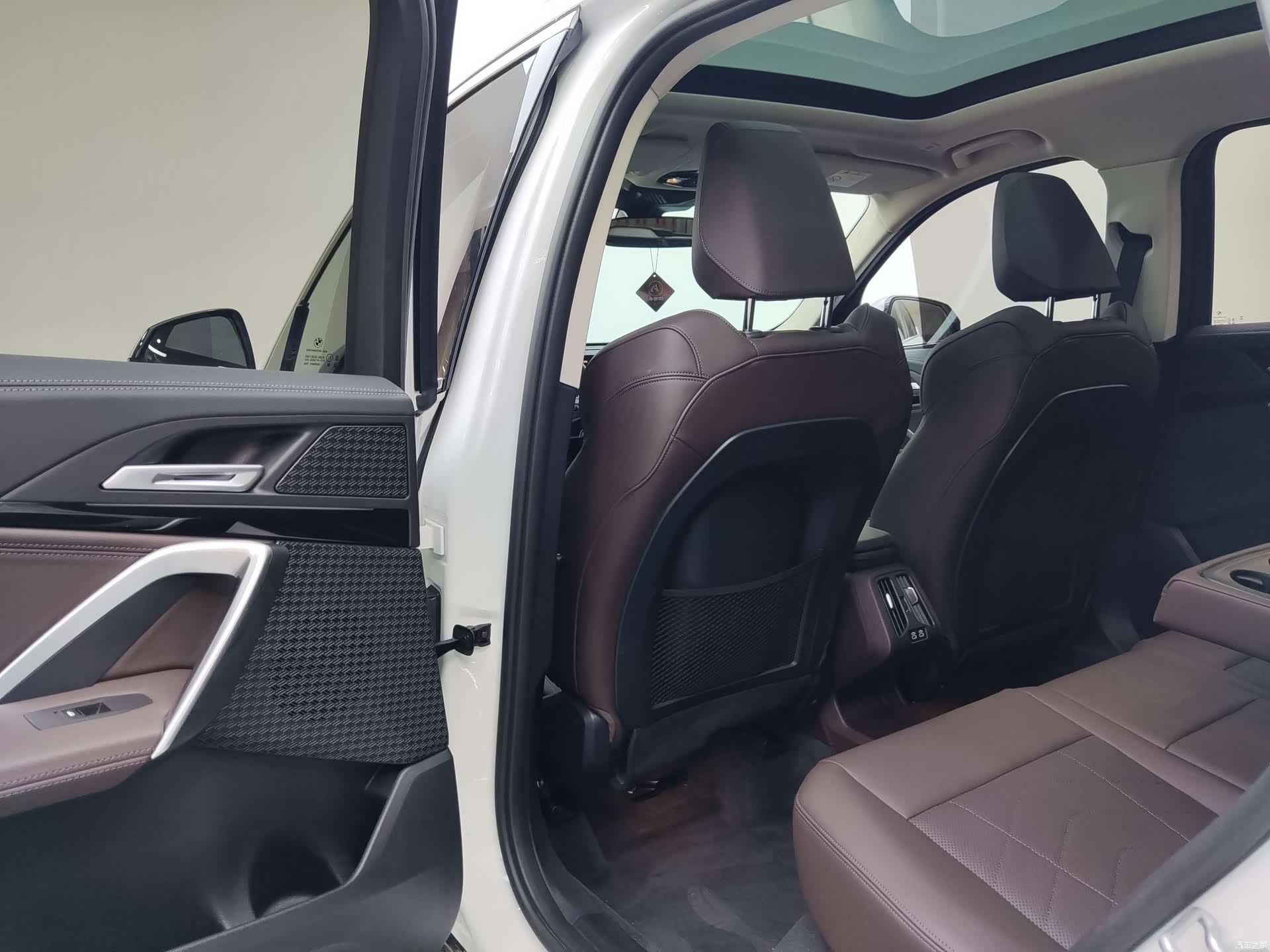 BMW X1, 2023 10